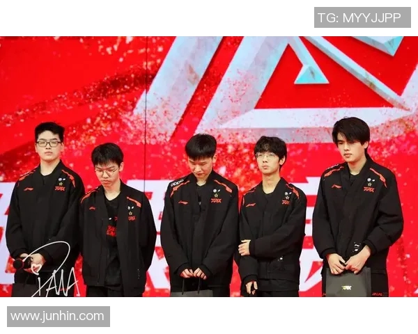 赛后分析：FPX与EDG在比赛中的心理素质较量与启示